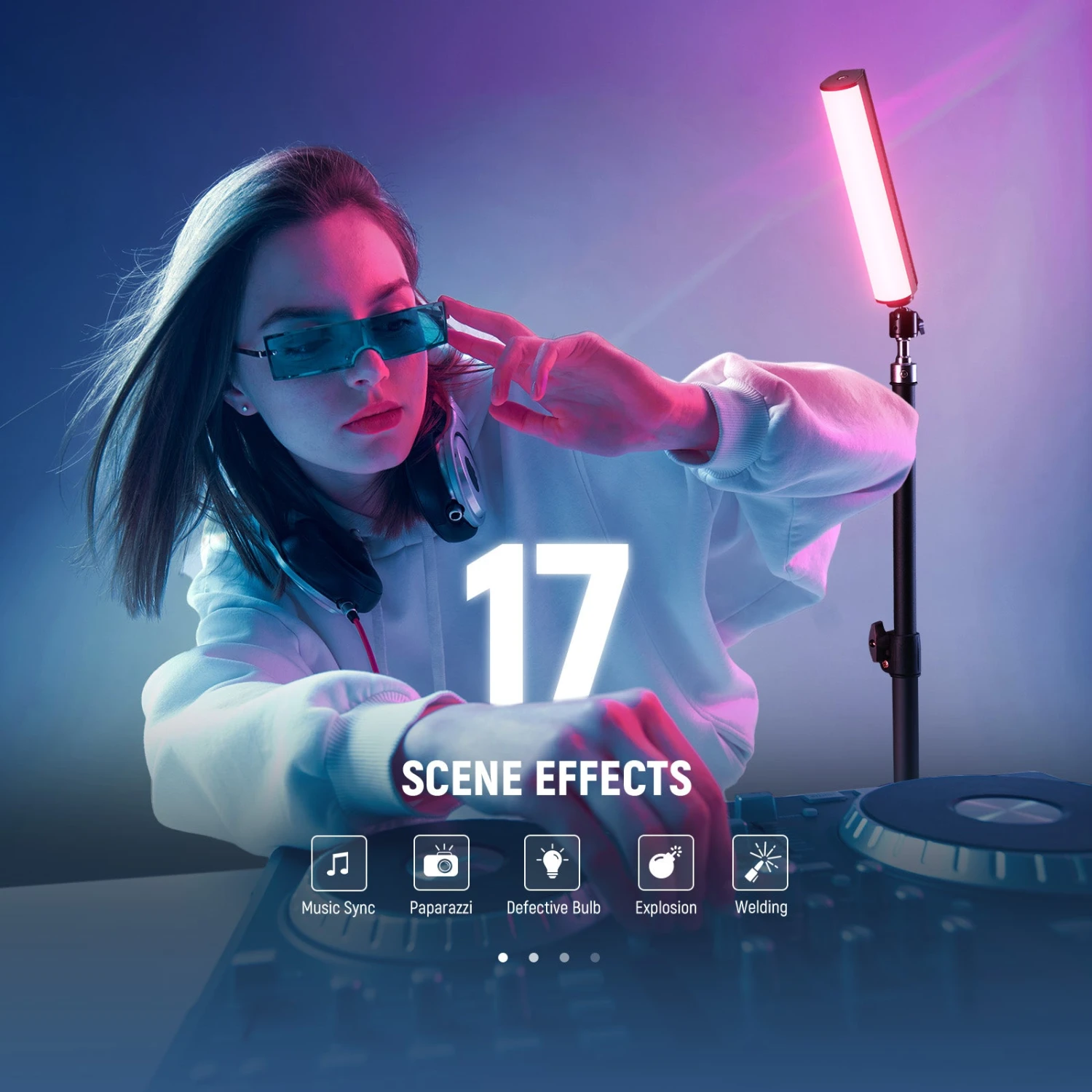 NEEWER TL20C/TL21C RGB Magnetic Handheld Light Wand Kit 3 NEEWER TL20C/TL21C RGB Magnetic Handheld Light Wand Kit - Image 3